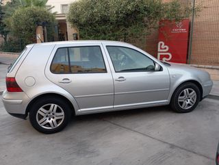 Volkswagen Golf 2001