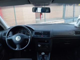 Volkswagen Golf 2001