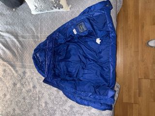 Chaqueta Moncler Azul, precio negociable 