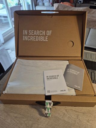 Chromebook ASUS CL1402FM2A-EC0192 Plata