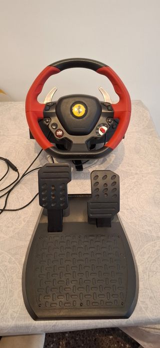 Volante y pedal Ferrari xbox