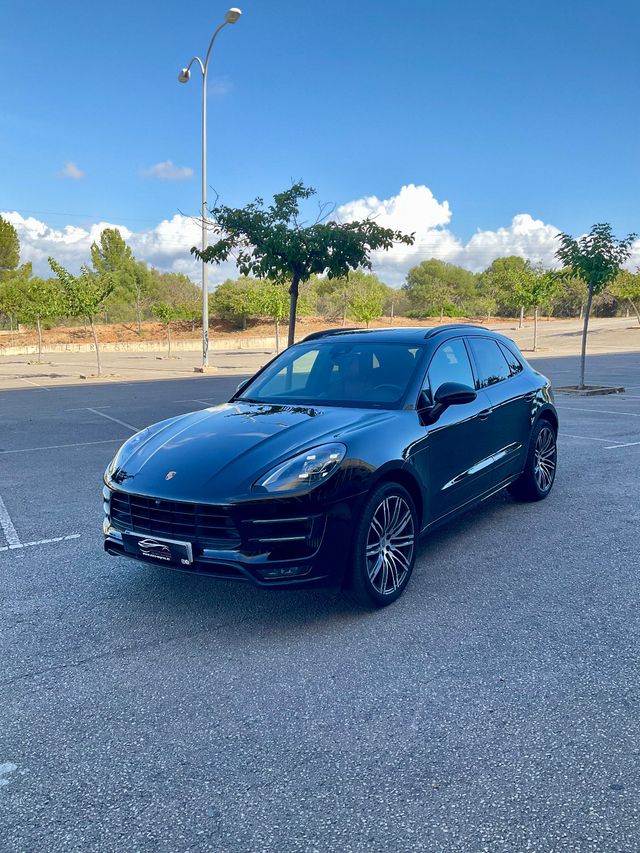 Porsche Macan Turbo