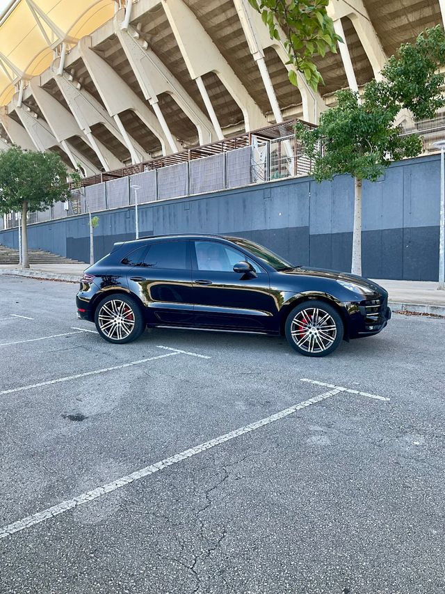 Porsche Macan Turbo