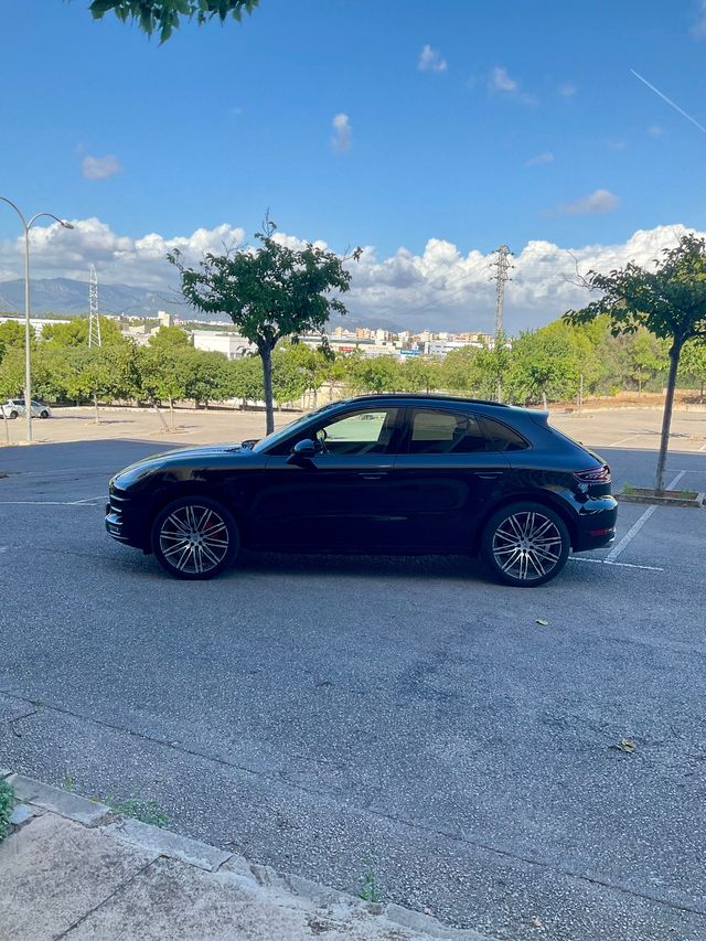 Porsche Macan Turbo