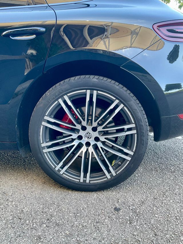 Porsche Macan Turbo
