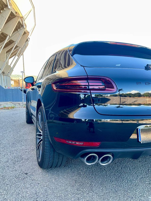 Porsche Macan Turbo