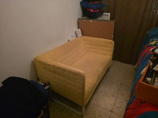 Sofá IKEA KNOPPARP Amarillo