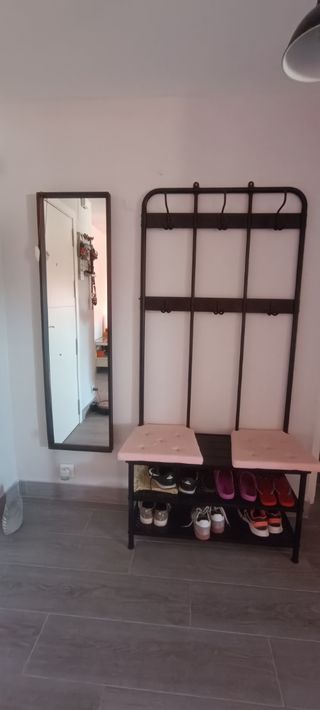 Perchero y banco con zapatero y espejo Nipasen