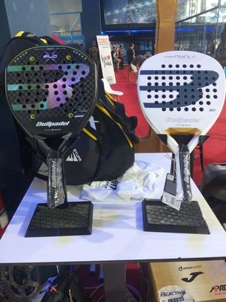 Soporte exposición palas de Padel