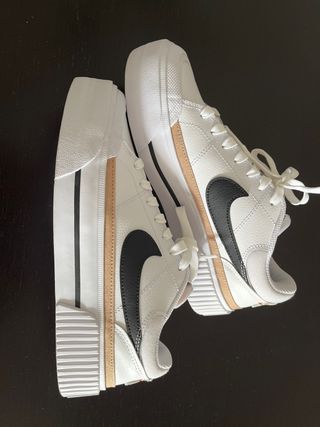 Zapatillas Nike Court Legacy Lift Doradas Blancas
