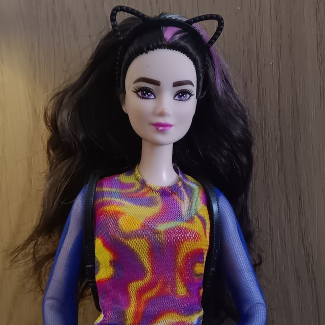 Barbie Cutie Reveal + Conjunto Fashion Avenue 2KY