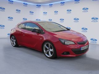 Opel Astra 2012