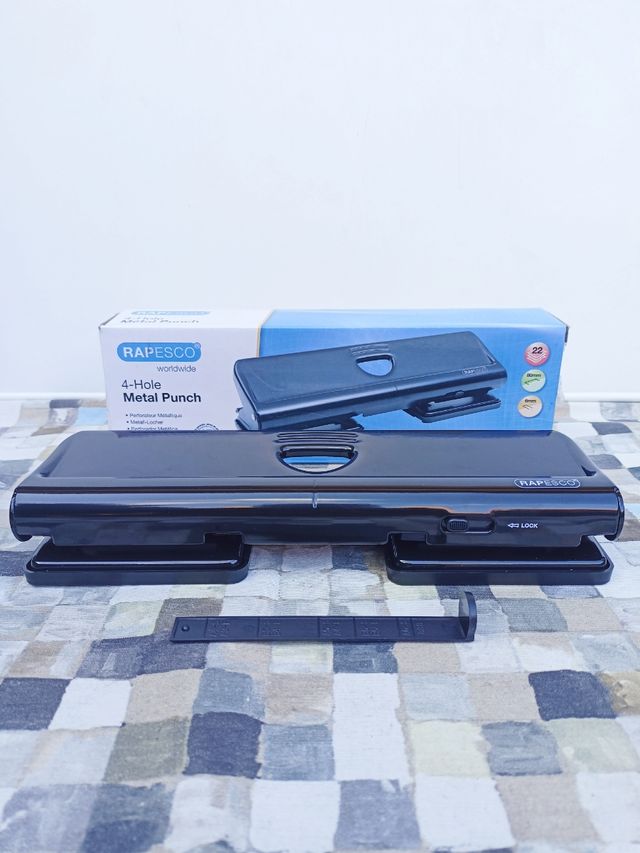 Taladradora Rapesco 4 Agujeros Negra NUEVA