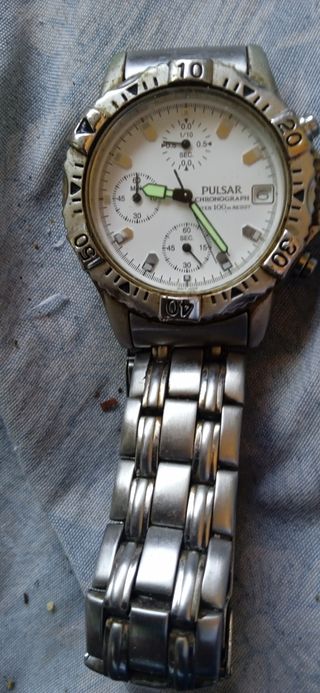 Reloj Pulsar Chronograph Plata
