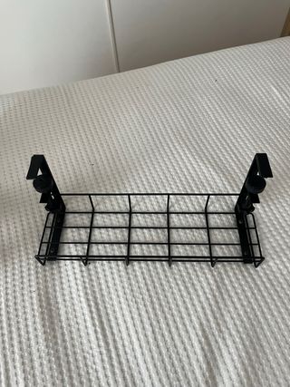 Organizador de cables para escritorio negro