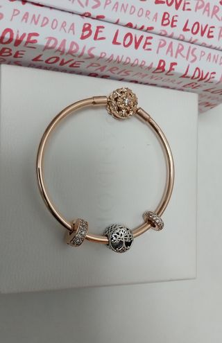Pulsera Pandora Oro Rosa con Charms.