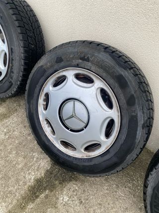 Juego de 4 llantas Mercedes