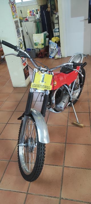 Montesa 247 restaurada