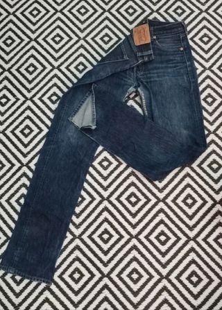 Vaqueros Levi's 501
(Talla W28L34)