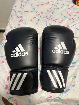 Kit Boxeo Adidas Guantes, Vendas, Bucal y Entreno