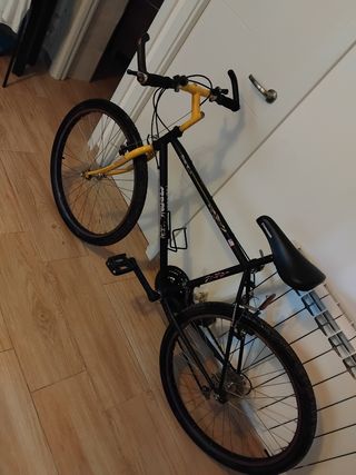 Bicicleta Montaña Strongman Negra/Amarilla