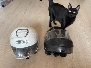 Casco de Moto Shoei y 130R