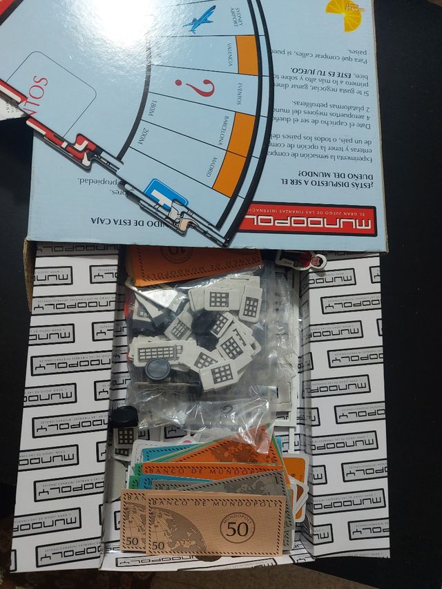 Mundopoly Juego de Mesa Edición Oro