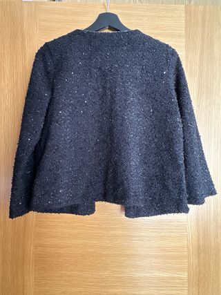 Chaqueta negra con lentejuelas