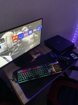 Pack de PS4 Pro de 1T con monitor bueno y mas cosa