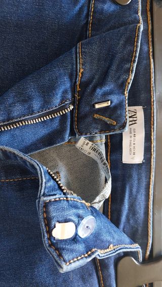 Pantalón vaquero flare Zara talla 40