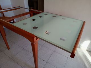 Mesa de comedor extensible y 6 sillas