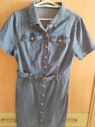 Vestido vaquero con cinturón