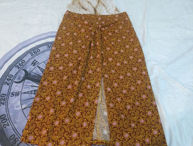 Falda midi estampada