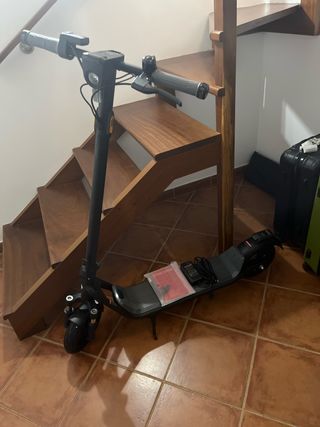 Patinete Eléctrico Negro
Modelo KQi100p
