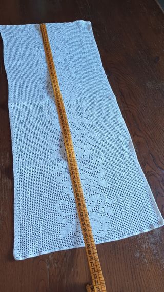 Runner uncinetto bianco