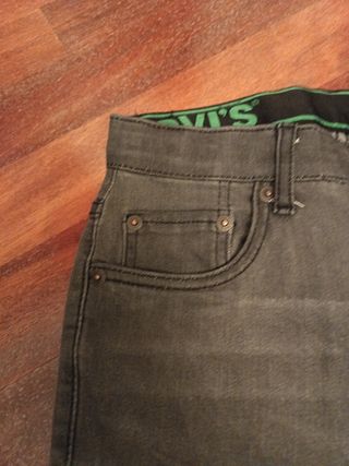 Pantalón Corto Levi's Gris Talla 10AÑOS