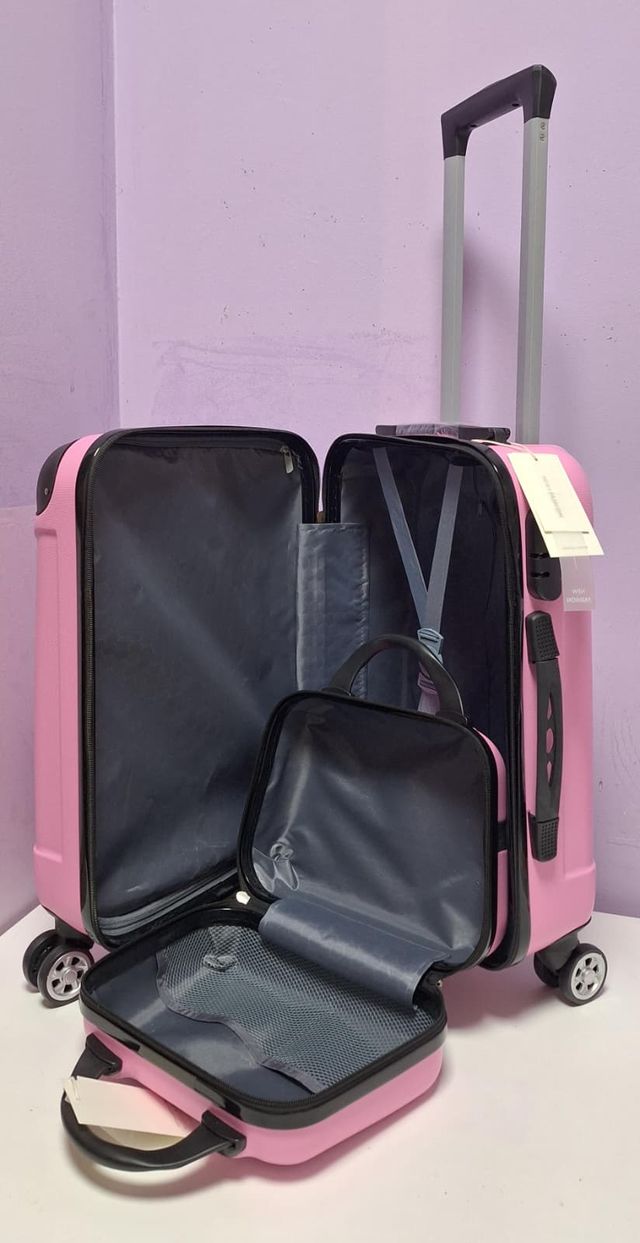 Maleta fucsia y neceser nuevos, recogida local o e