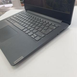 Ordenador Portátil Lenovo Amd 3020e 1.20Ghz 4/237