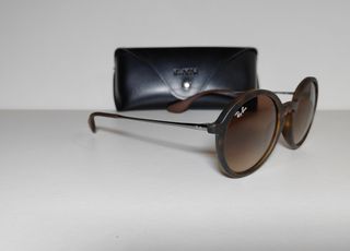 Ray-Ban RB 4222 Marrón
