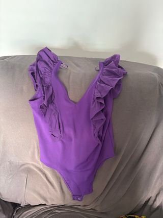 Conjunto body y falda