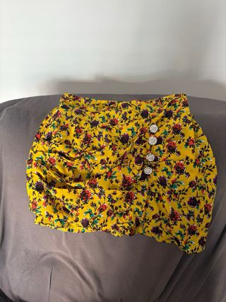 Conjunto body y falda