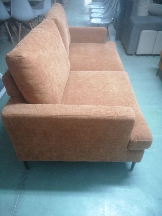 Sofá de 3 plazas en tela naranja