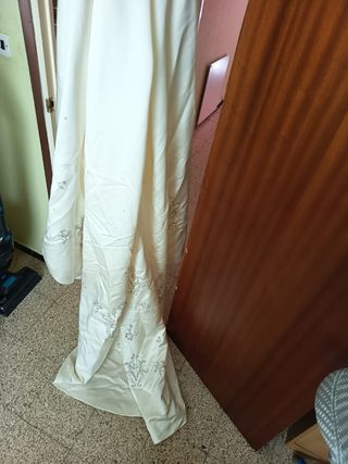 Vestido de Novia Blanco con Pedrería