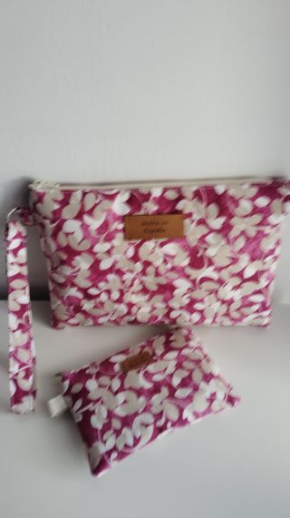 Cartera y monedero floral