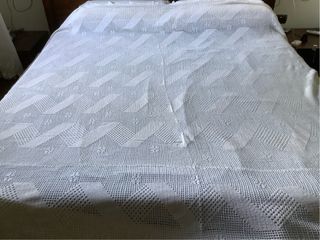 Copriletto uncinetto bianco/beige