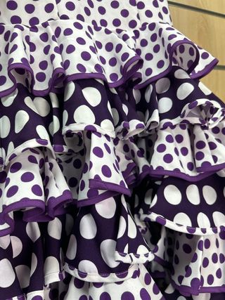 Traje Flamenca Morado y Blanco Talla 10