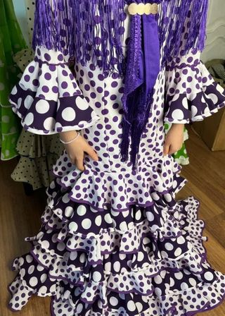 Traje Flamenca Morado y Blanco Talla 10