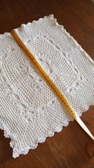 Copricuscino quadrato uncinetto bianco