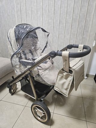 Cochecito Bebecar de 3 piezas.