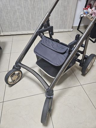 Cochecito Bebecar de 3 piezas.